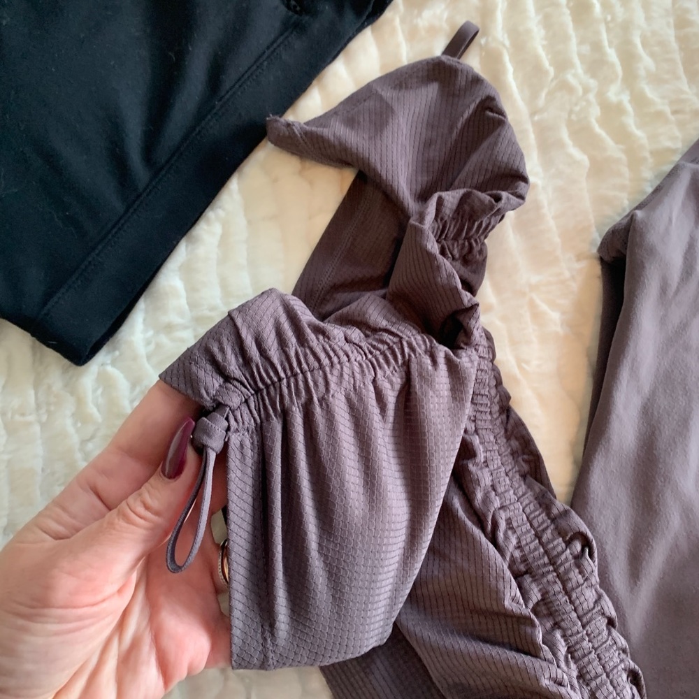 Fabletics Bundle - Picture 5 of 8